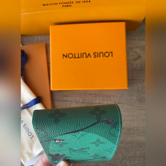 Louis Vuitton Green Slender Wallet - Picture 9 of 11